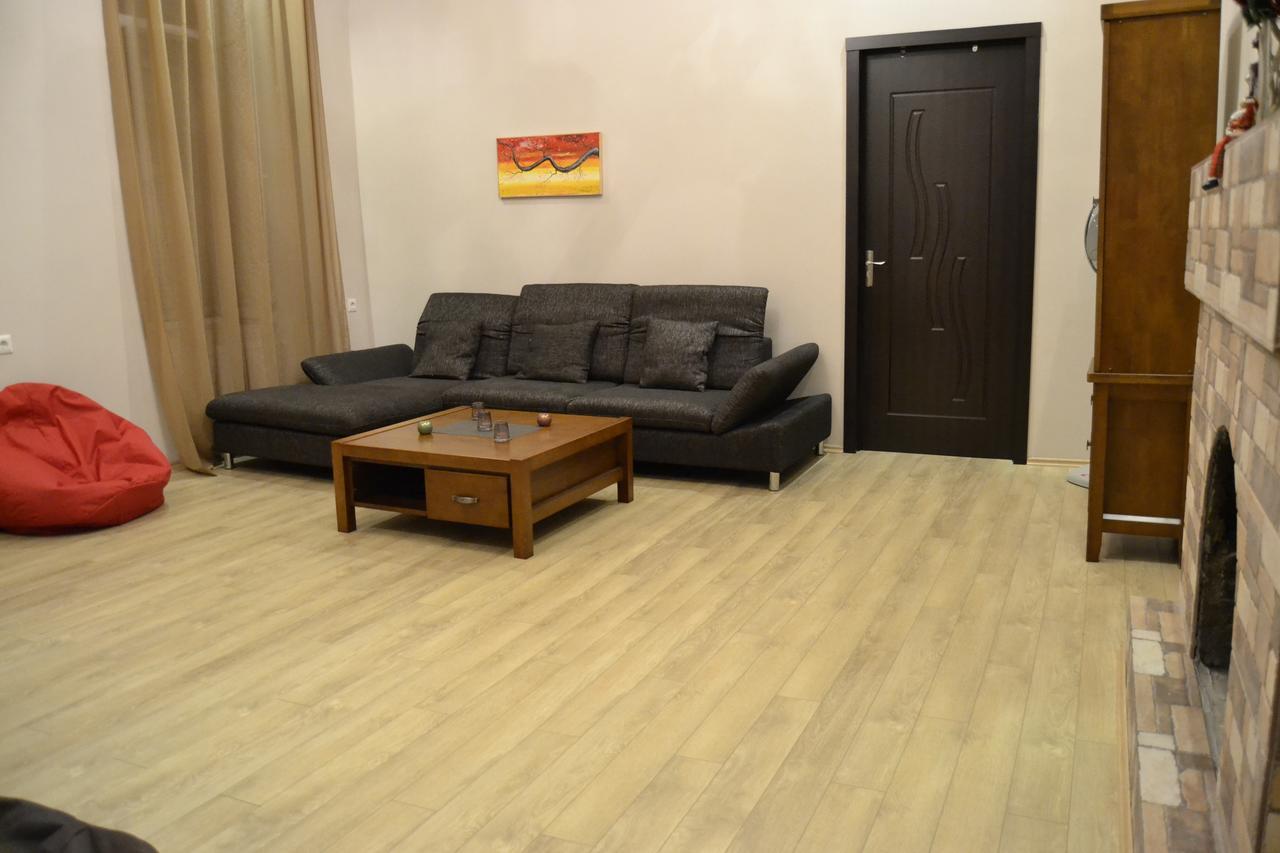 Apartment Georgia Тбілісі Екстер'єр фото
